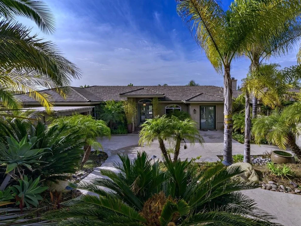 Unit for sale at 2891 Toulouse Lane, Fallbrook, CA 92028