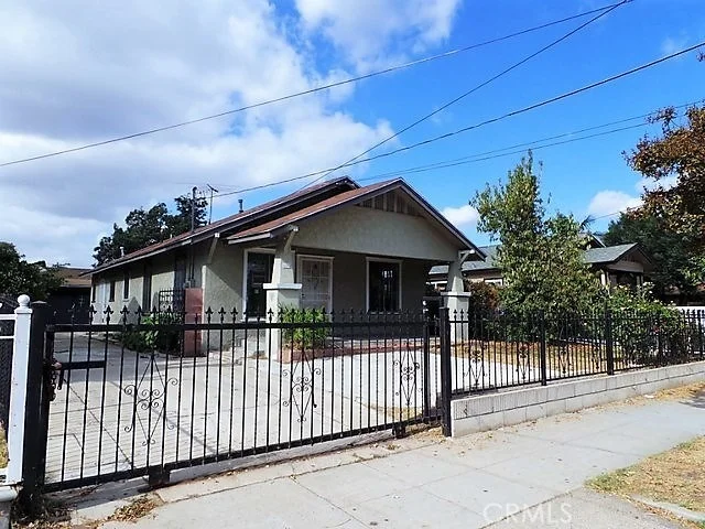 Unit for sale at 608 N Raitt Street, Santa Ana, CA 92703