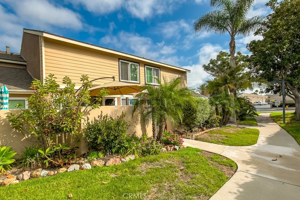 Unit for sale at 7912 Lowtide Circle, Huntington Beach, CA 92648