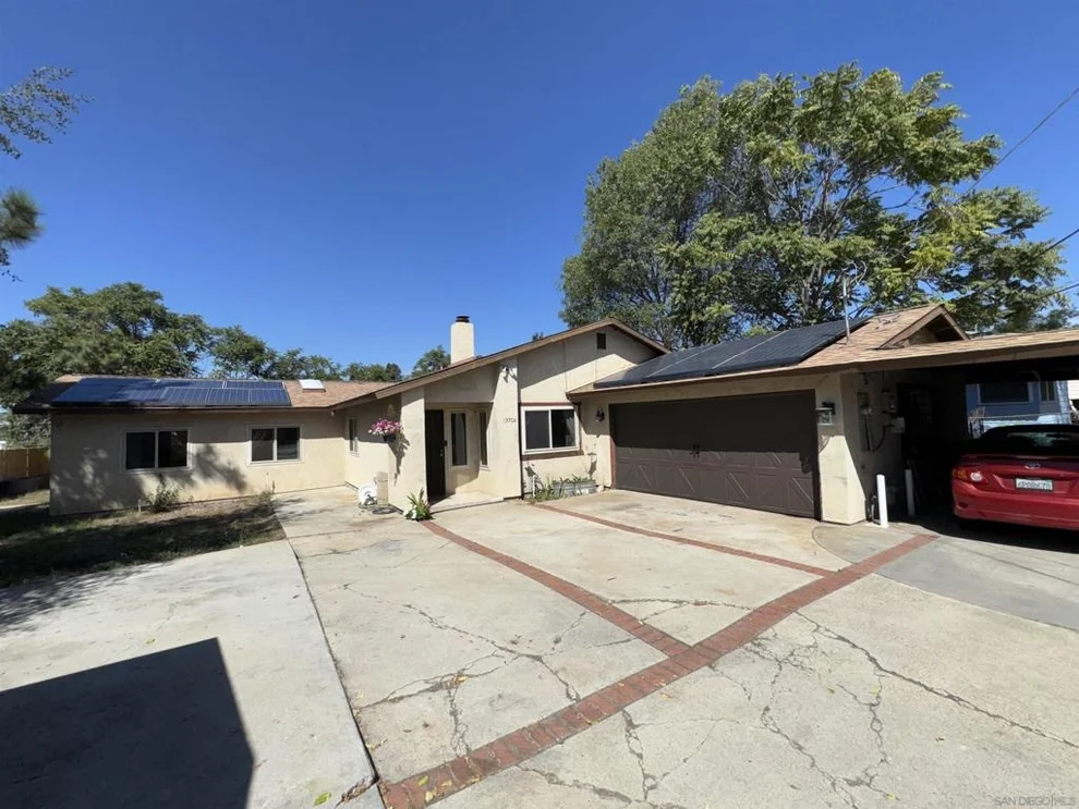 Unit for sale at 12706 Julian Ave, Lakeside, CA 92040