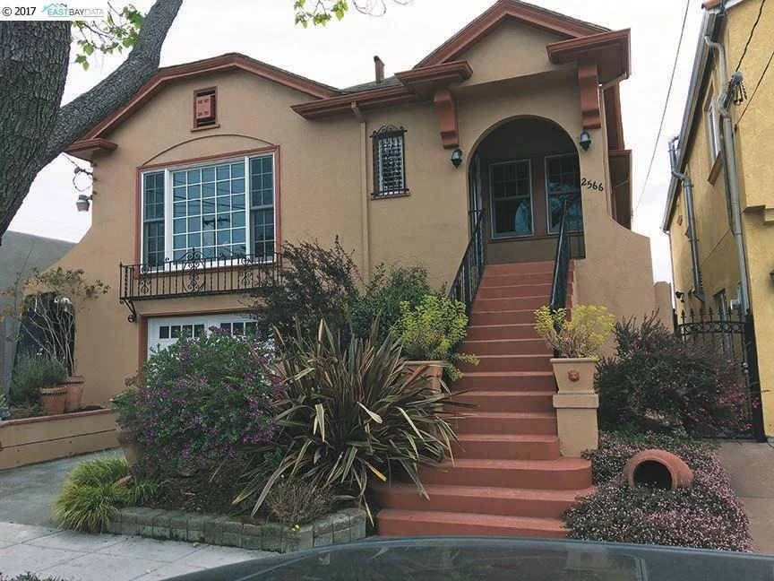 Unit for sale at 2566 55Th Ave, Oakland, CA 94605
