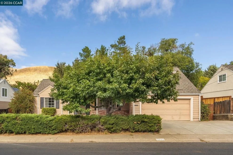 Unit for sale at 5613 Likins Ave, Martinez, CA 94553