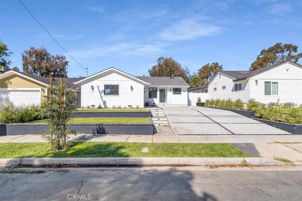 Unit for sale at 20021 Wayne Avenue, Torrance, CA 90503