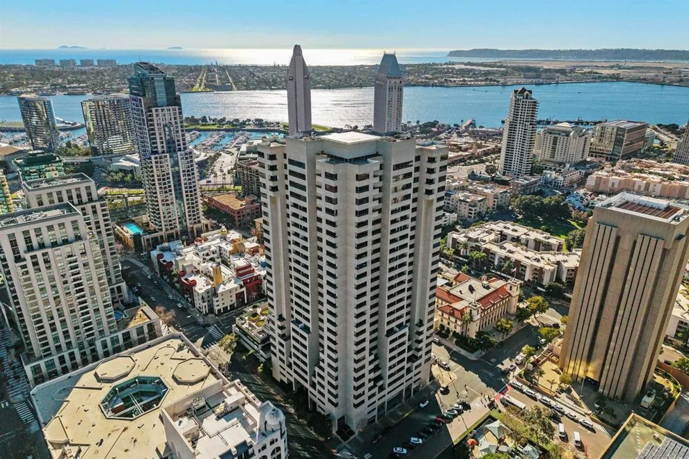 Unit for sale at 700 Front St, San Diego, CA 92101