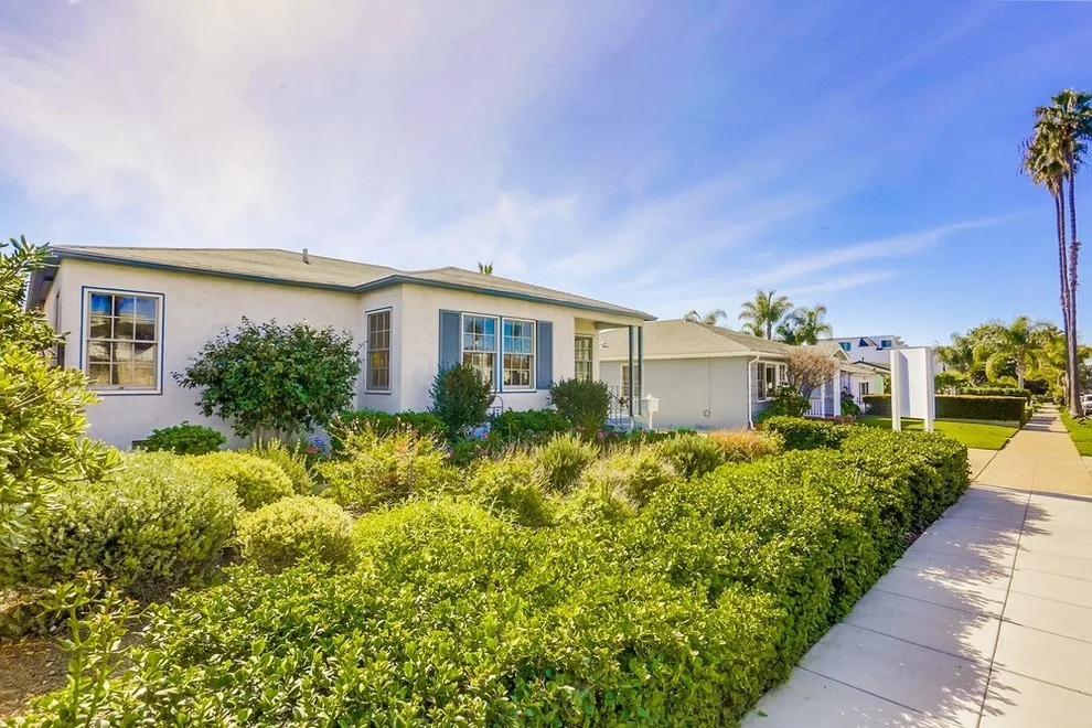 Unit for sale at 873 Opal St, San Diego, CA 92109