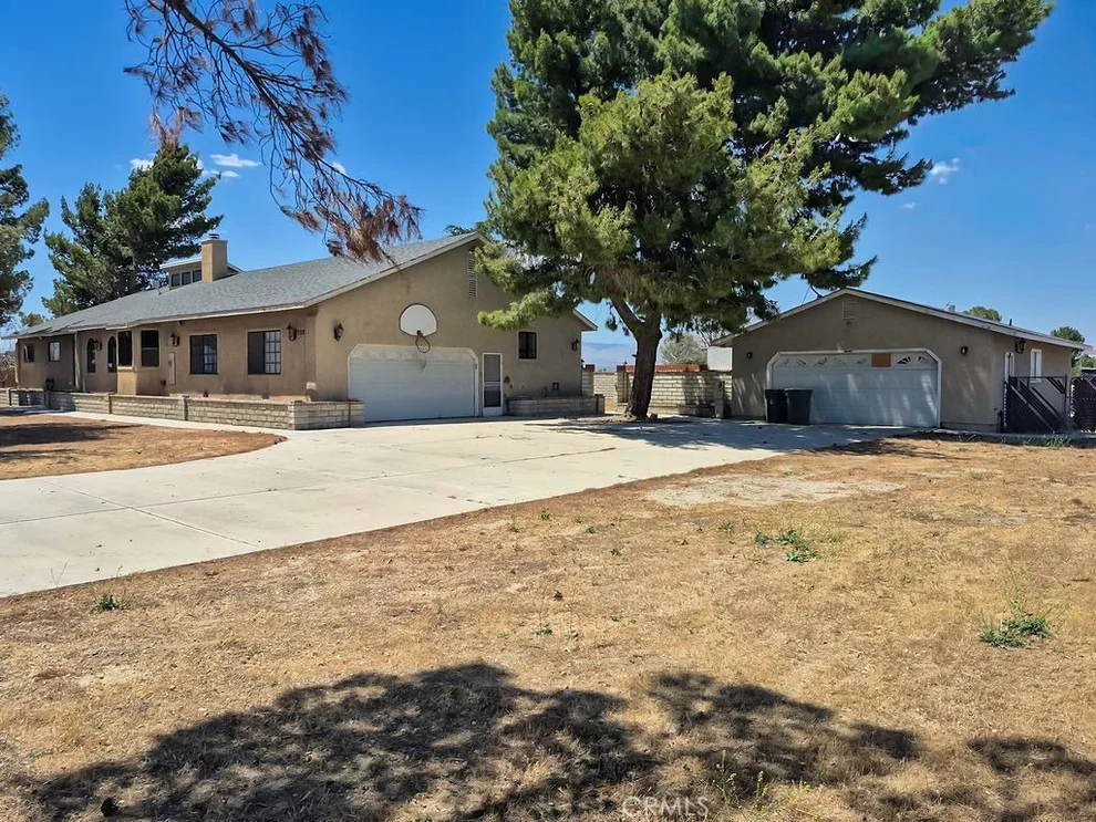 Unit for sale at 7523 Cypress Avenue, Rosamond, CA 93560