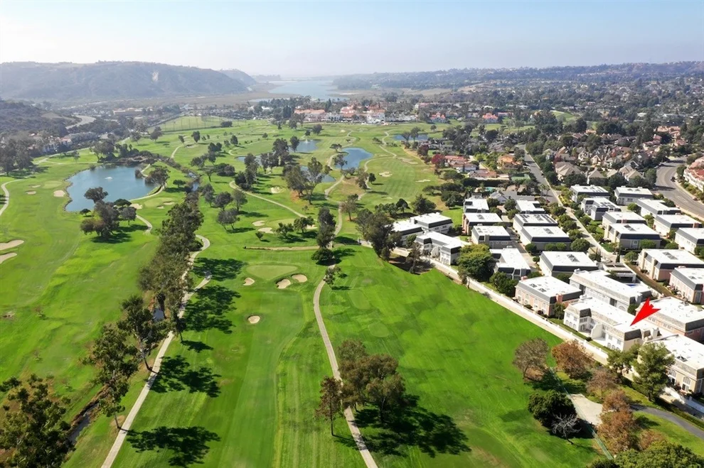 Unit for sale at 7479 Avenida De Palais, Carlsbad, CA 92009