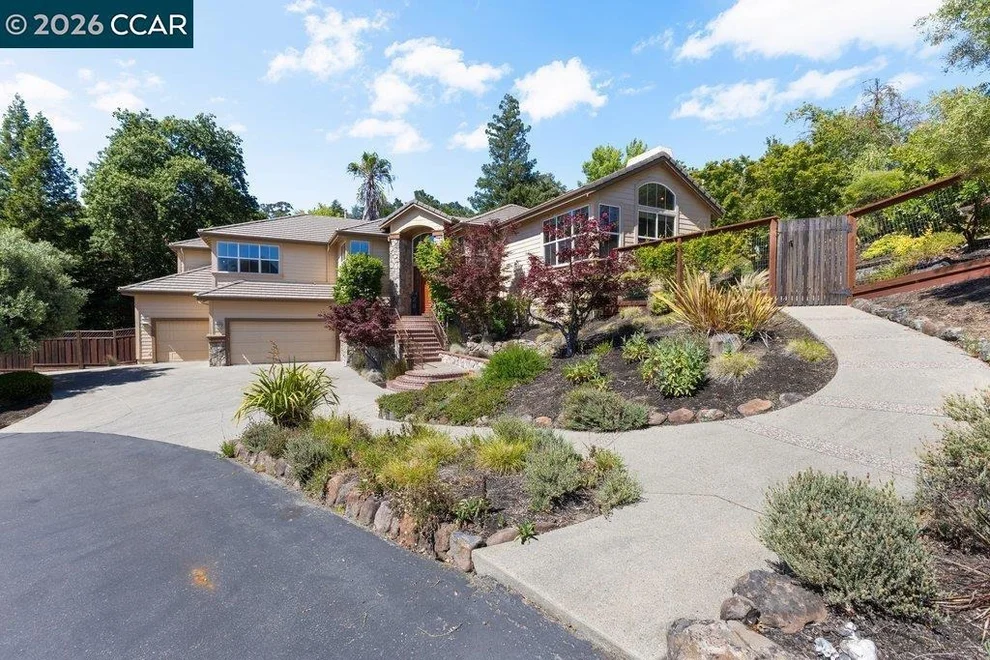 Unit for sale at 20 Monte Crest Ct, Walnut Creek, CA 94595