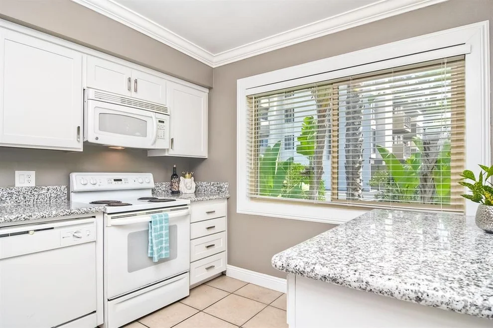 Unit for sale at 6884 Hyde Park Dr, San Diego, CA 92119