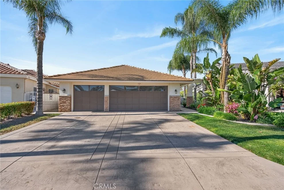 Unit for sale at 30251 Swan Point, Canyon Lake, CA 92587