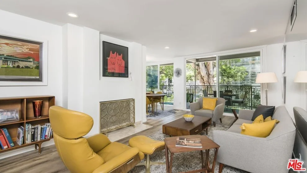 Unit for sale at 424 N Palm Drive, Beverly Hills, CA 90210