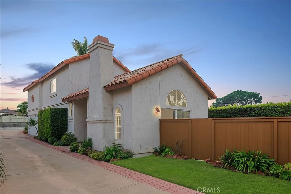 Unit for sale at 1901 Ernest Avenue, Redondo Beach, CA 90278