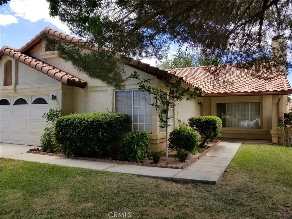 Unit for sale at 43901 Delgado Court, Lancaster, CA 93535