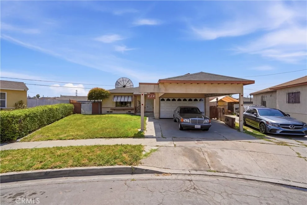 Unit for sale at 414 E 137th, Los Angeles, CA 90061