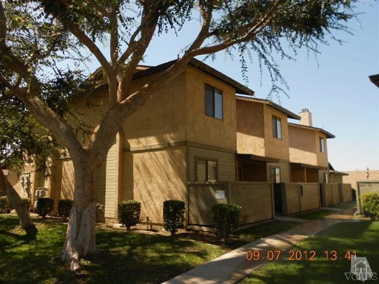 Unit for sale at 817 10 Quail Lane, Bakersfield, CA 93309