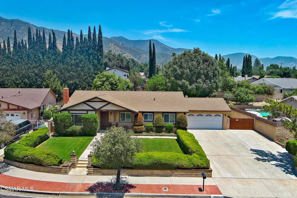 Unit for sale at 13842 Wheeler Avenue, Sylmar, CA 91342