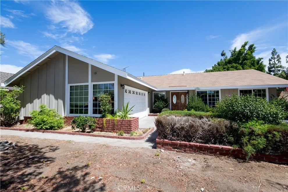 Unit for sale at 24641 Bunbury Drive, Lake Forest, CA 92630