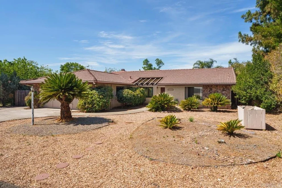 Unit for sale at 25641 Bellemore, Ramona, CA 92065
