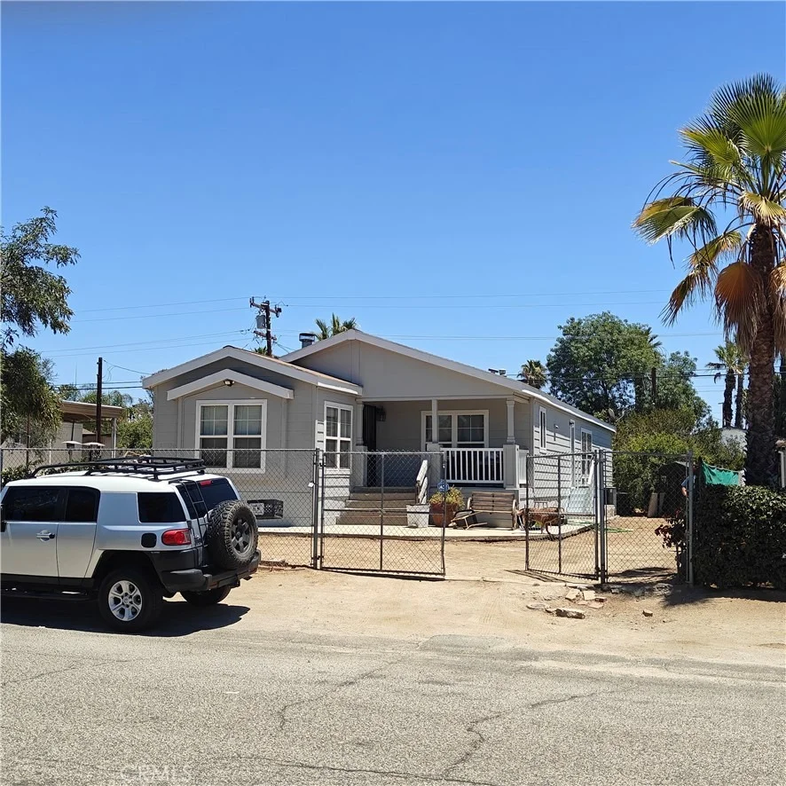 Unit for sale at 22956 La More, Perris, CA 92570