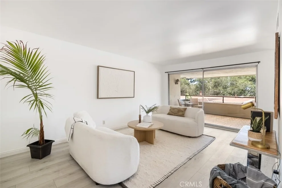 Unit for sale at 22456 Caminito Esteban, Laguna Hills, CA 92653