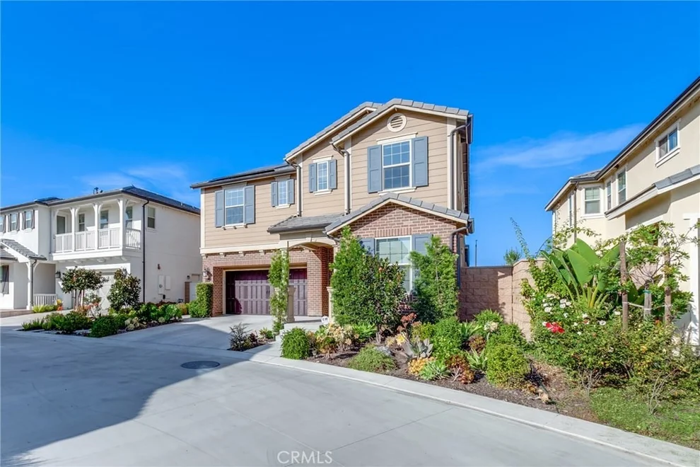Unit for sale at 12 Windwalker Way, Tustin, CA 92782