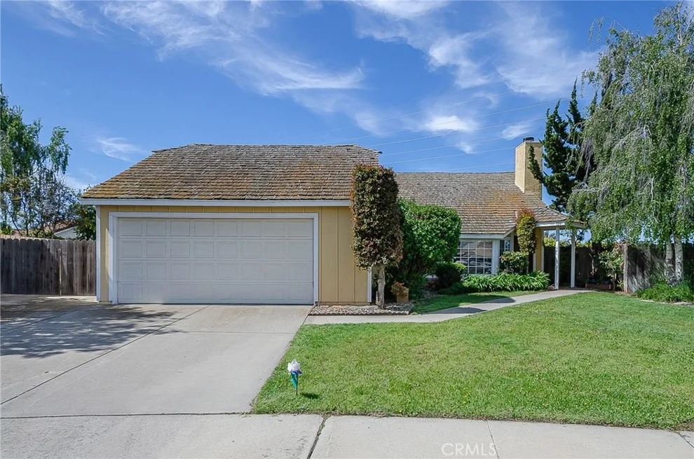 Unit for sale at 724 Riviera Lane, Santa Maria, CA 93455
