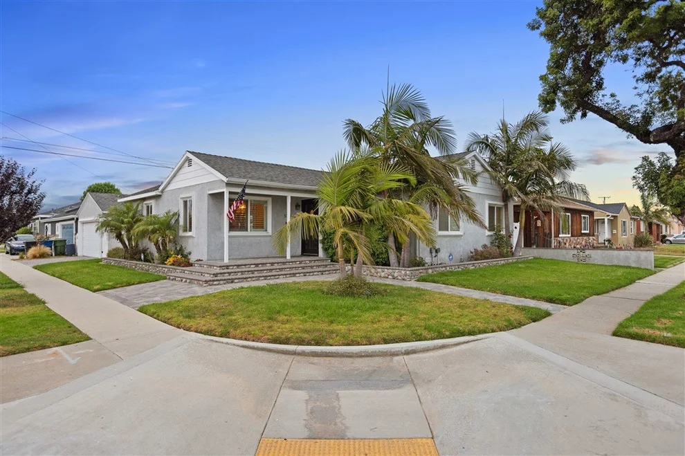 Unit for sale at 5357 W 124Th St, Hawthorne, CA 90250
