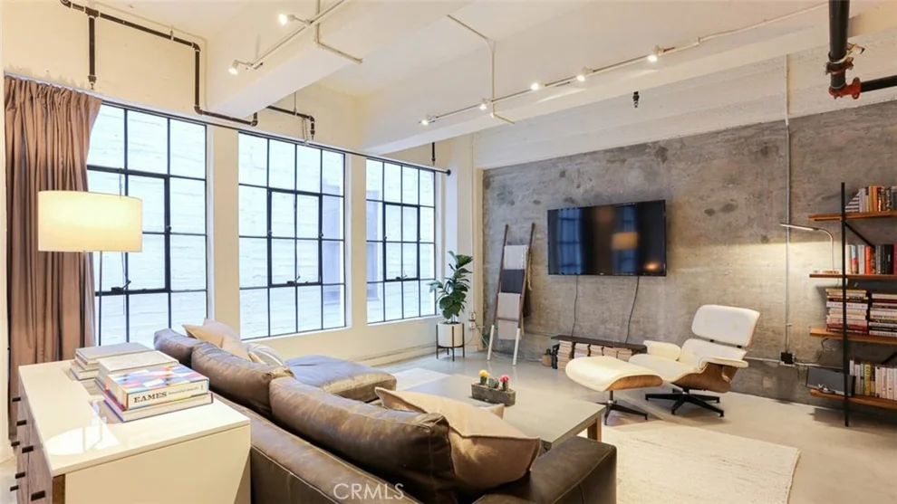 Unit for sale at 746 S Los Angeles Street, Los Angeles, CA 90014
