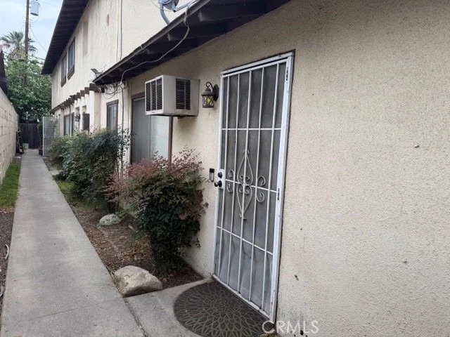 Unit for sale at 290 Spencer, Upland, CA 91786
