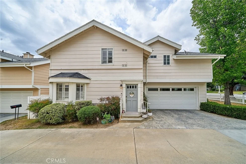 Unit for sale at 1960 E Villa, Pasadena, CA 91107