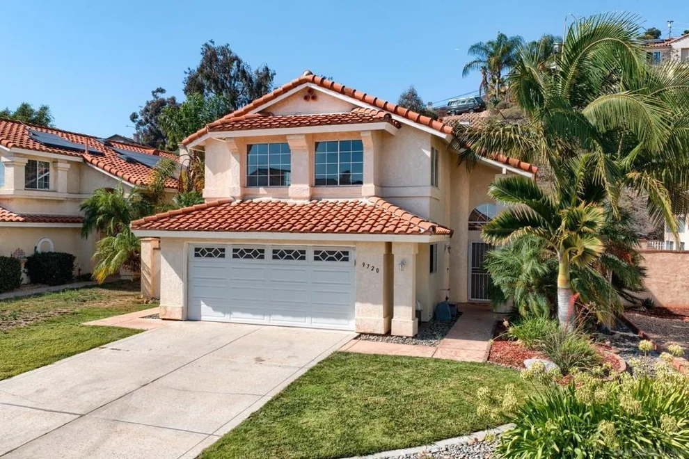 Unit for sale at 9720 Avenida Colino, Spring Valley, CA 91977