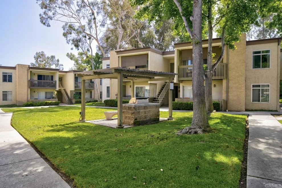Unit for sale at 432 Edgehill Ln, Oceanside, CA 92054