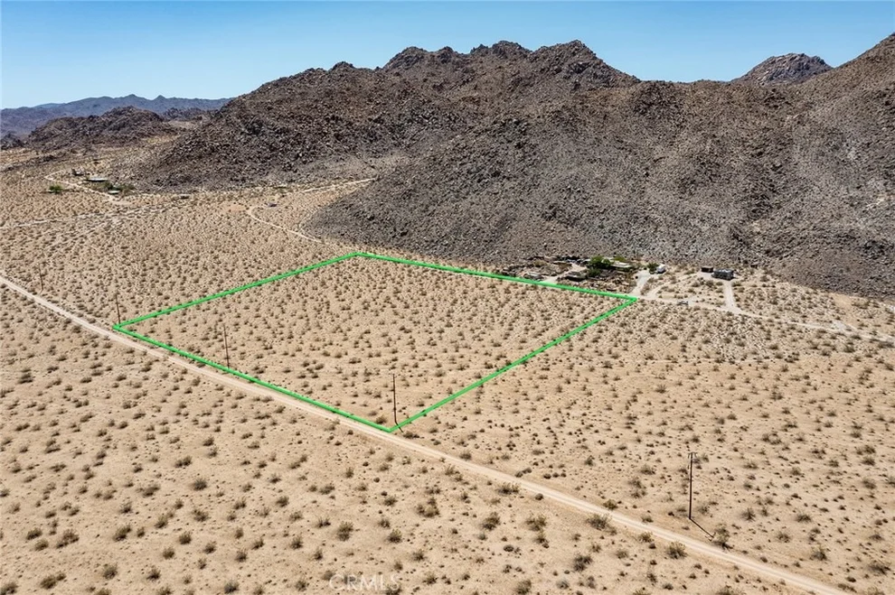 Unit for sale at 62600 Sullivan Road, Joshua Tree, CA 92252