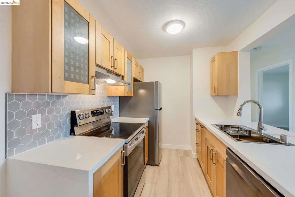 Unit for sale at 4026 Abbey Ter, Fremont, CA 94536