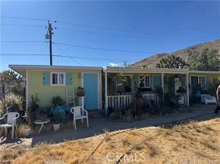 Unit for sale at 6959 Pawnee, Yucca Valley, CA 92284