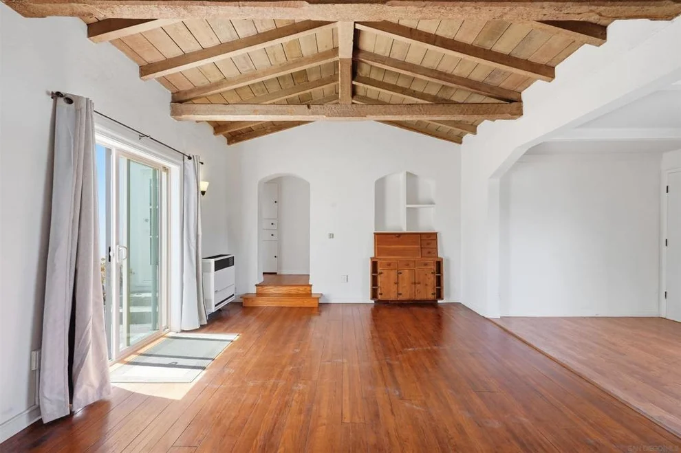 Unit for sale at 3669 Alexia Pl, San Diego, CA 92116