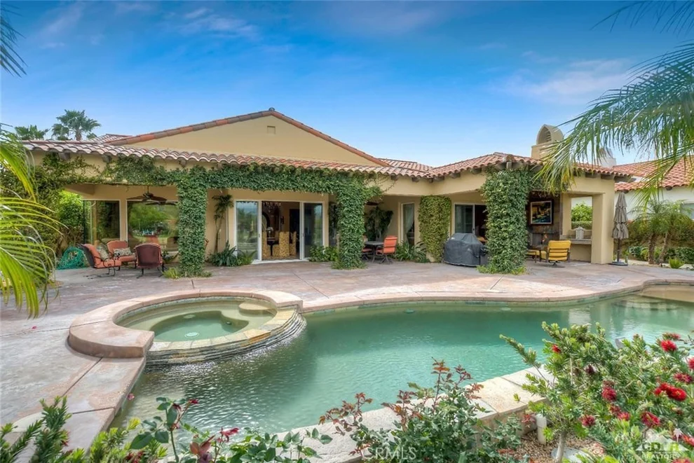Unit for sale at 124 Royal Saint Georges Way, Rancho Mirage, CA 92270