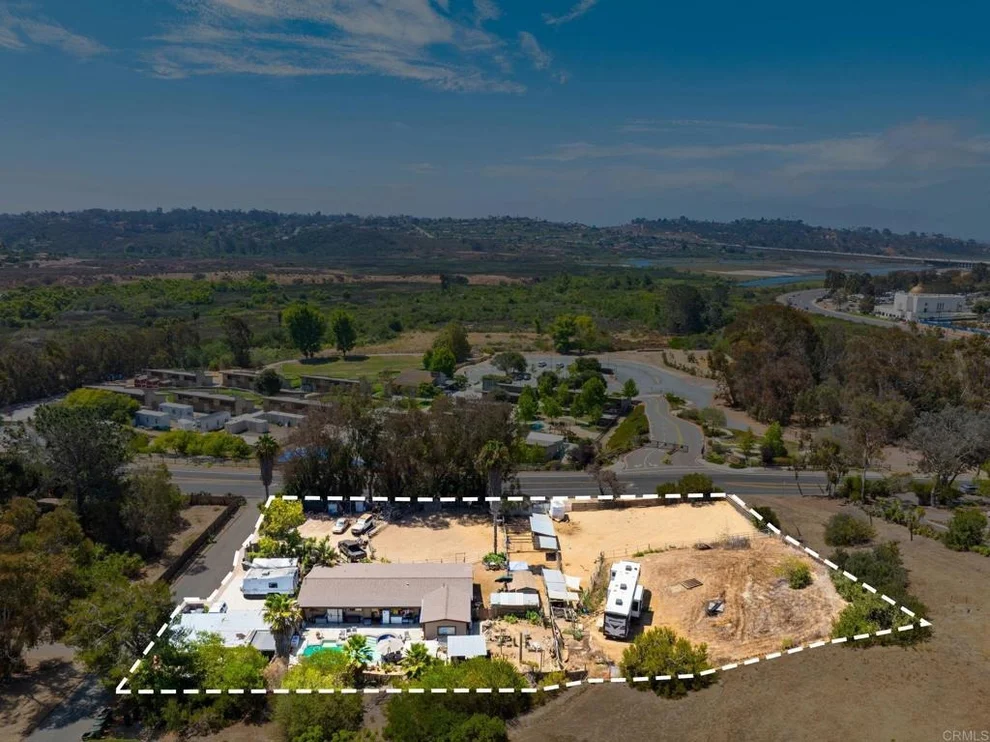 Unit for sale at 3681 Manchester Avenue, Encinitas, CA 92024