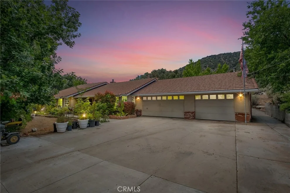 Unit for sale at 7685 Wintergreen, Pinon Hills, CA 92397