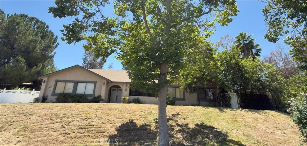 Unit for sale at 30311 Colina Verde Street, Temecula, CA 92592