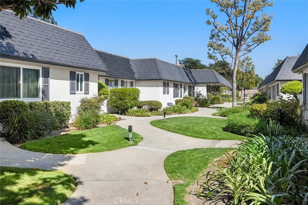 Unit for sale at 1330 Victoria, Fullerton, CA 92831