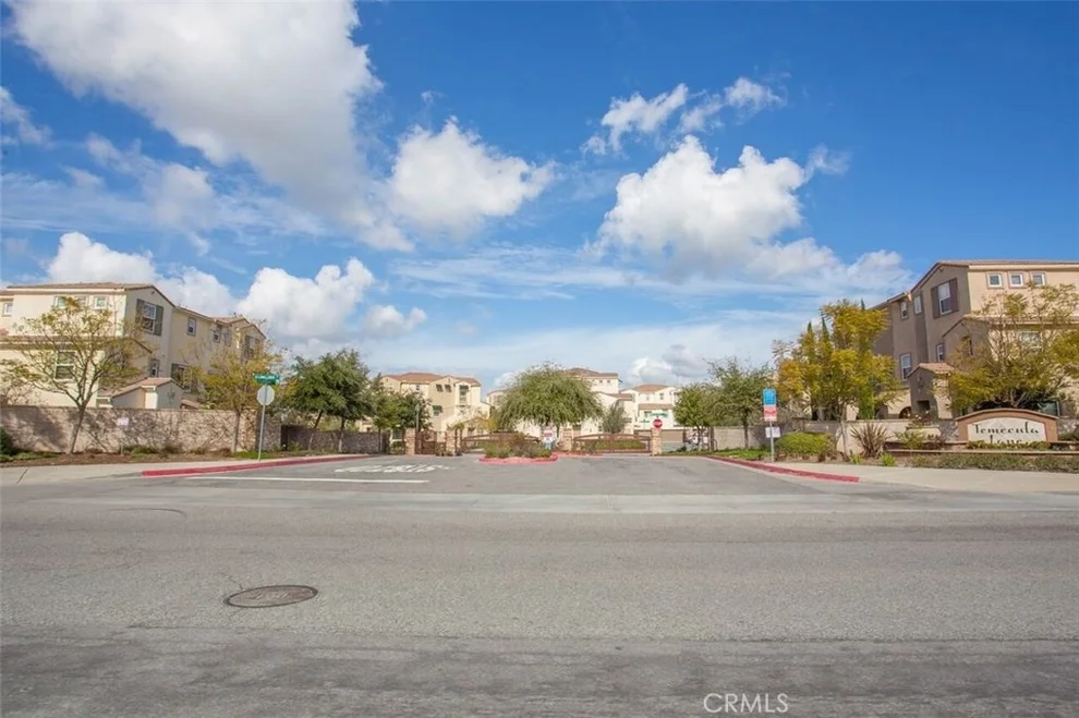 Unit for sale at 31166 Strawberry Tree Ln, Temecula, CA 92592