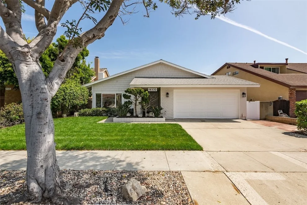 Unit for sale at 19332 Tomlee Avenue, Torrance, CA 90503
