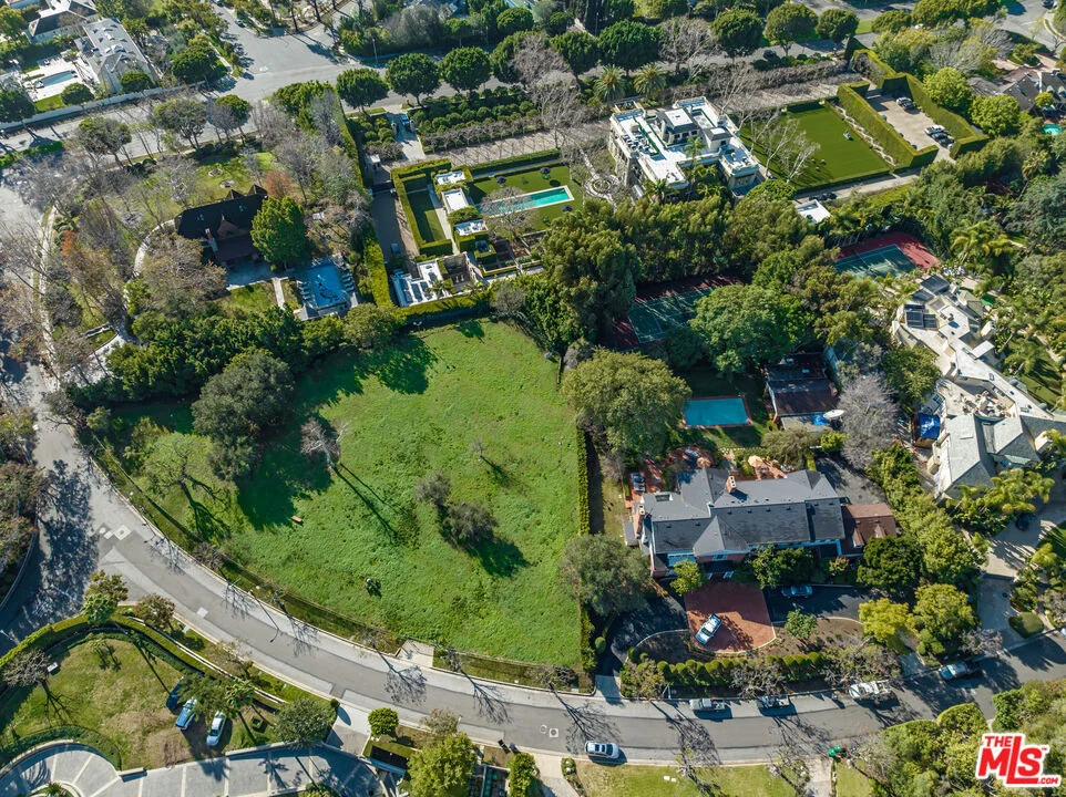 Unit for sale at 602 Mountain Drive, Beverly Hills, CA 90210