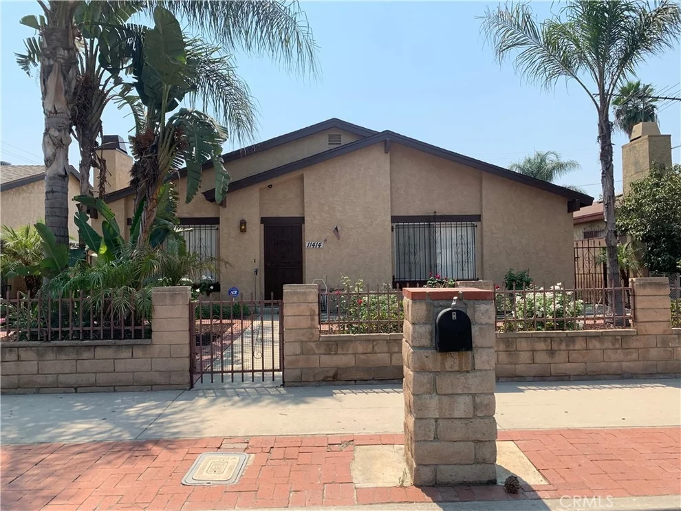 Unit for sale at 11414 Strathern, North Hollywood, CA 91605
