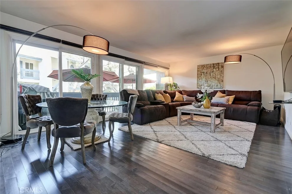 Unit for sale at 643 S Prospect Avenue, Redondo Beach, CA 90277