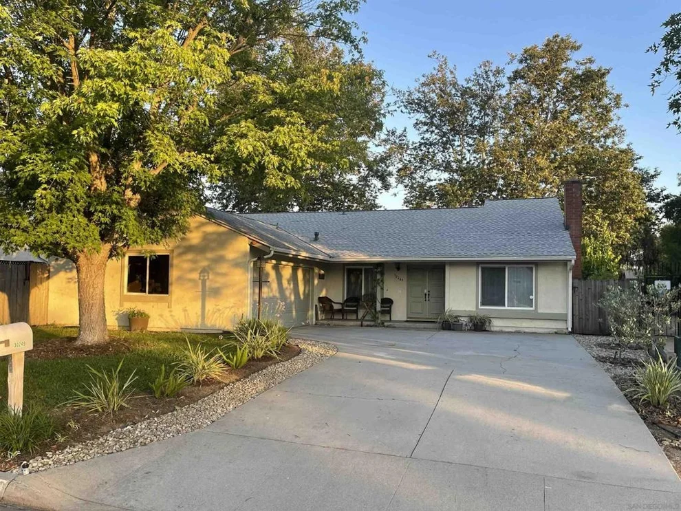 Unit for sale at 30249 Mira Loma Drive, Temecula, CA 92592
