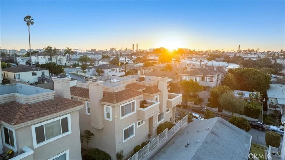 Unit for sale at 314 Penn, El Segundo, CA 90245