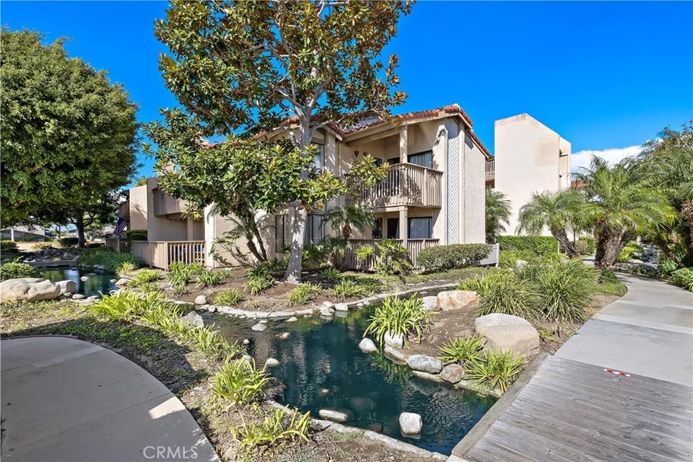 Unit for sale at 16512 Blackbeard Lane, Huntington Beach, CA 92649