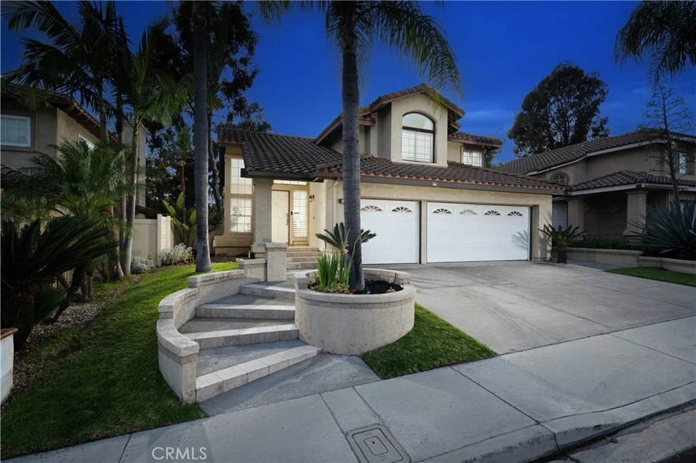 Unit for sale at 37 Sendero, Rancho Santa Margarita, CA 92688